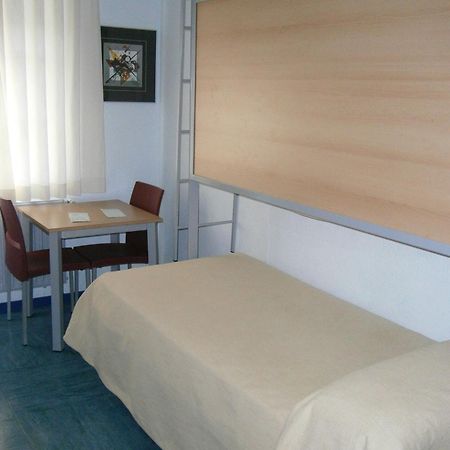Albergue Inturjoven Huelva Esterno foto