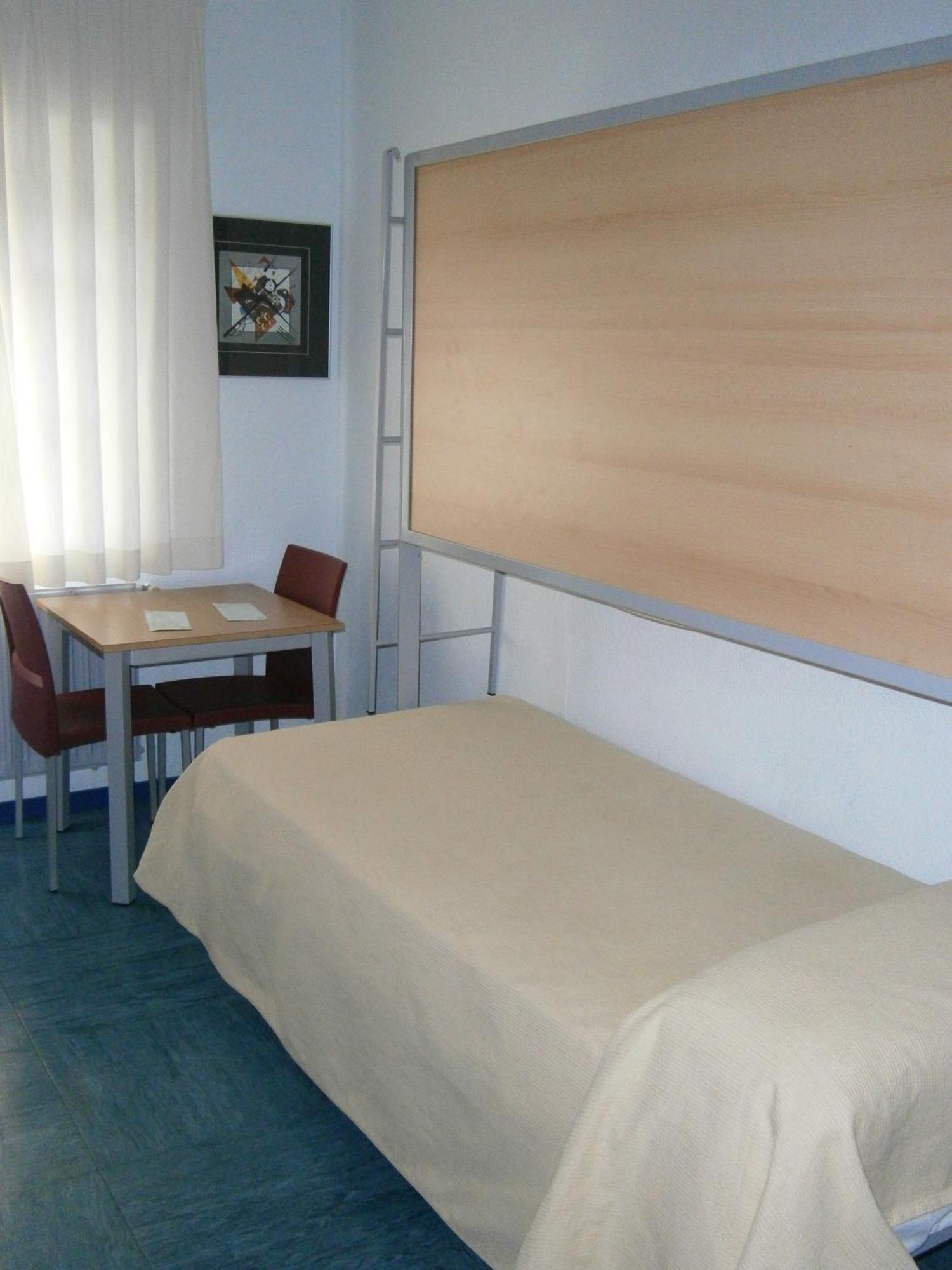 Albergue Inturjoven Huelva Esterno foto